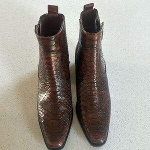 🍍DONALD PLINER BROWN ZIP BOOTIE🍍6M